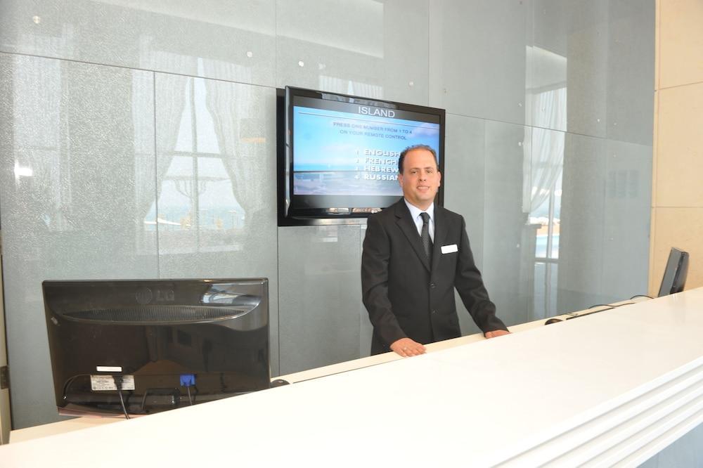 Island Luxurious Suites Hotel And Spa Netanja Exteriér fotografie