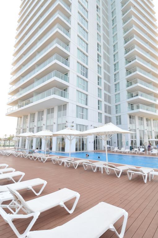 Island Luxurious Suites Hotel And Spa Netanja Exteriér fotografie