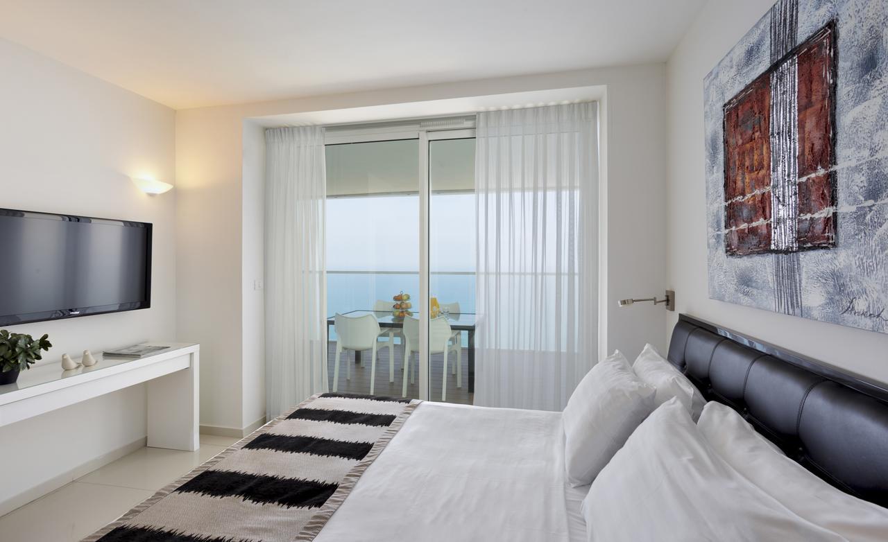 Island Luxurious Suites Hotel And Spa Netanja Exteriér fotografie