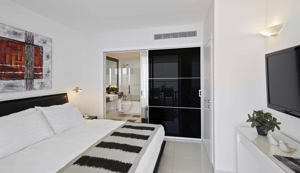 Island Luxurious Suites Hotel And Spa Netanja Exteriér fotografie