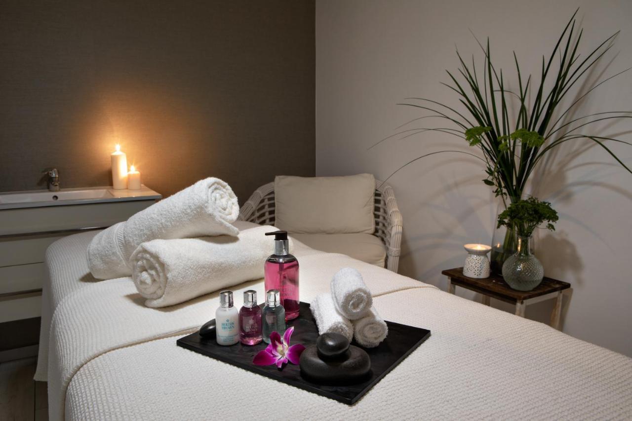 Island Luxurious Suites Hotel And Spa Netanja Exteriér fotografie